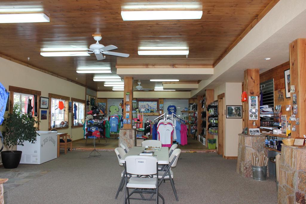 Whitney Portal Hotel And Hostel Lone Pine Εξωτερικό φωτογραφία
